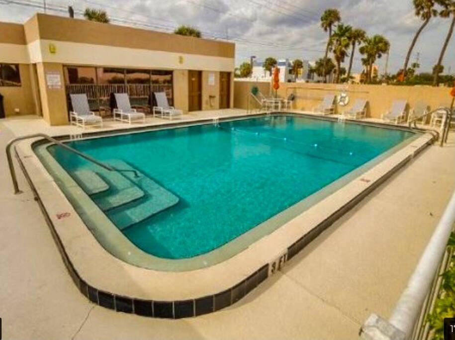 Beach Living At Its Best! Cocoa Beach Exterior photo