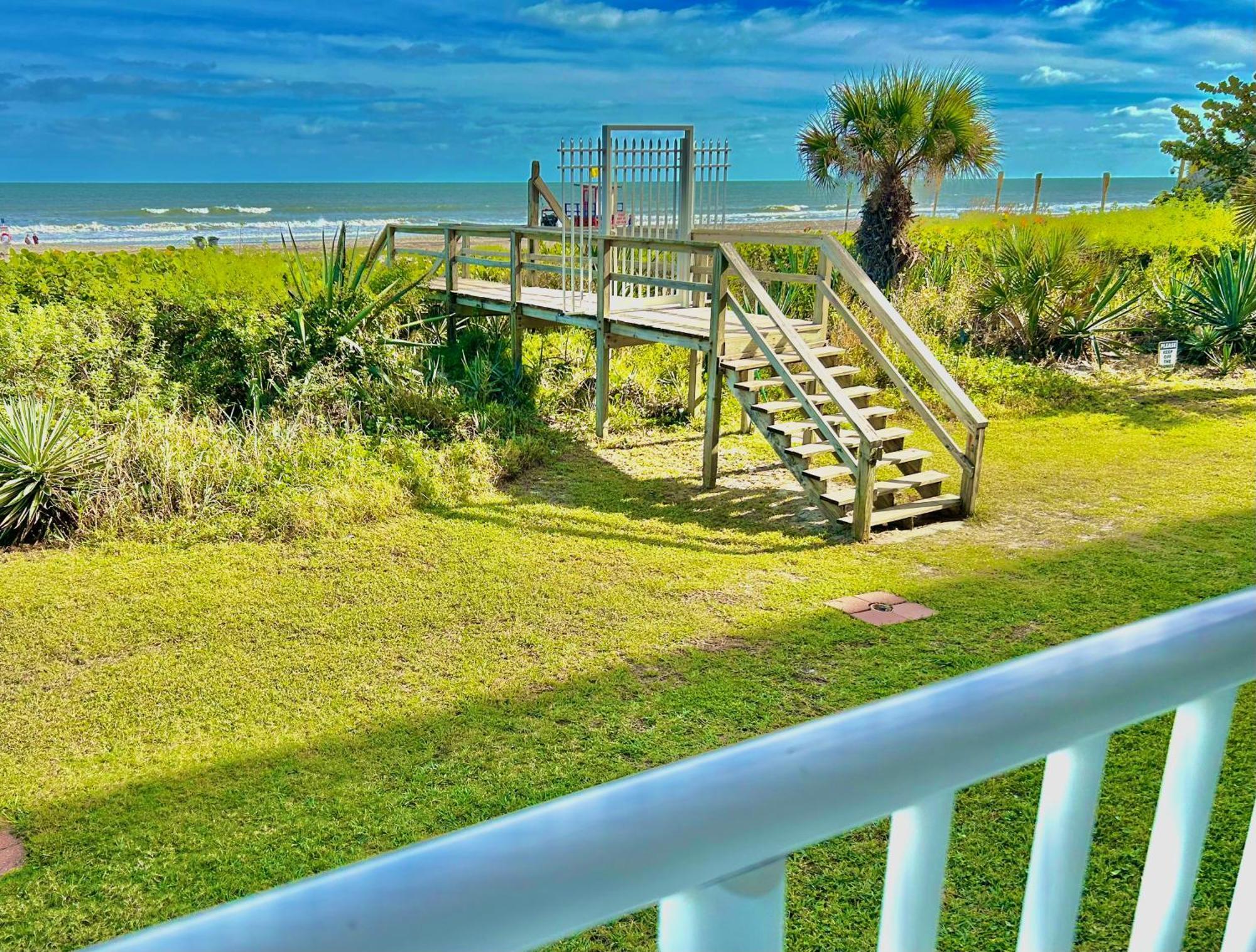 Beach Living At Its Best! Cocoa Beach Exterior photo